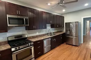 919 W Margate Terrace, Chicago, IL 60640 - Photo 3