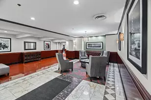 40 E 9th St, Chicago, IL 60605 - Photo 3
