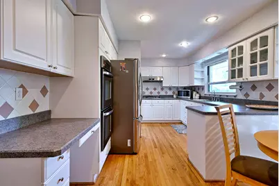 4915 Jerome Avenue, Skokie, IL 60077 - Photo 17
