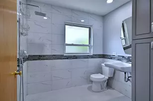 4915 Jerome Ave, Skokie, IL 60077 - Photo 19