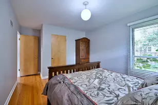 4915 Jerome Ave, Skokie, IL 60077 - Photo 23