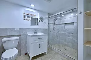 4915 Jerome Ave, Skokie, IL 60077 - Photo 29