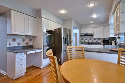 4915 Jerome Avenue, Skokie, IL 60077 - Photo 15