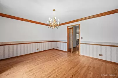 251 N Cambridge Drive, Geneva, IL 60134 - Photo 9