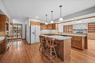 251 N Cambridge Dr, Geneva, IL 60134 - Photo 11