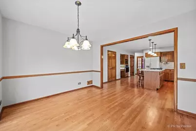 251 N Cambridge Drive, Geneva, IL 60134 - Photo 15