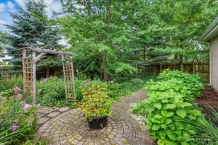 251 N Cambridge Dr, Geneva, IL 60134 - Photo 47