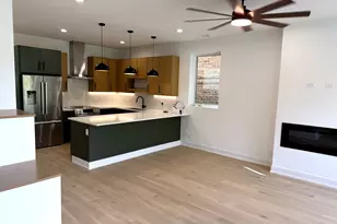 2847 N Damen Ave, Chicago, IL 60618 - Photo 5