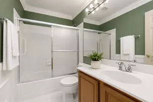 2752 Whitlock Dr, Darien, IL 60561 - Photo 11