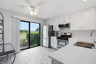 2821 Ashton Ct, Westchester, IL 60154 - Photo 11