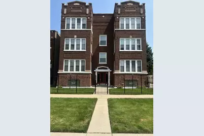 6841 S Dante Avenue, Chicago, IL 60637 - Photo 1