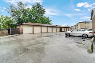 16724 Paxton Ave, Tinley Park, IL 60477 - Photo 3