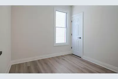 2250 N Kostner Avenue, Chicago, IL 60639 - Photo 11