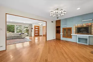 1655 Forest Dr, Glenview, IL 60025 - Photo 3