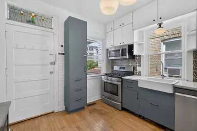 4940 N Whipple Street, Chicago, IL 60625 - Photo 9