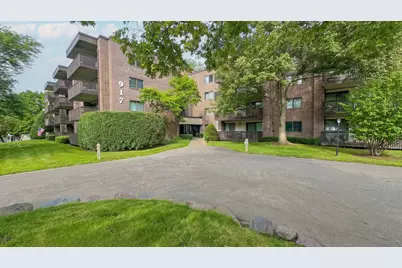 917 Vose Drive #102, Gurnee, IL 60031 - Photo 1