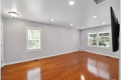 600 Vine Street, Hampshire, IL 60140 - Photo 7