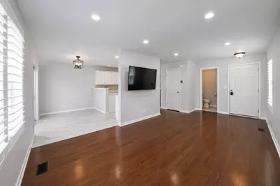 600 Vine Street, Hampshire, IL 60140 - Photo 3