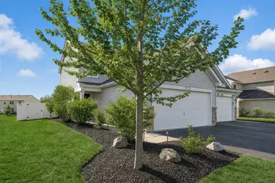 600 Vine Street, Hampshire, IL 60140 - Photo 1