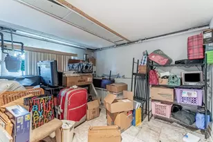 4945 W Wolfram St, Chicago, IL 60641 - Photo 25