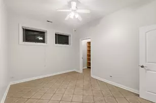 938 N Washtenaw Ave, Chicago, IL 60622 - Photo 7