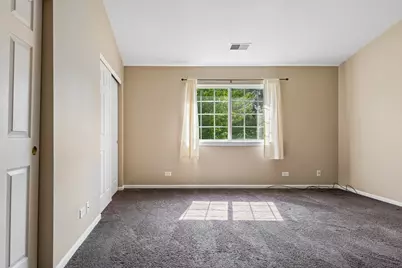 96 Polaris Drive, Lake in the Hills, IL 60156 - Photo 9