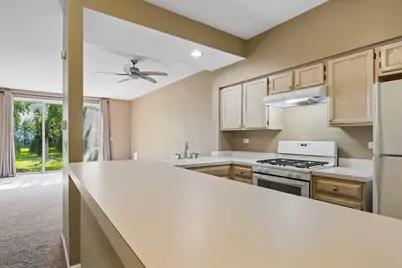 96 Polaris Drive, Lake in the Hills, IL 60156 - Photo 5