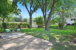 312 Oak St, North Aurora, IL 60542 - Photo 13