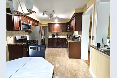 978 E Capri Drive, Palatine, IL 60074 - Photo 11