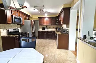 978 E Capri Dr, Palatine, IL 60074 - Photo 11