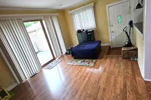 978 E Capri Dr, Palatine, IL 60074 - Photo 29