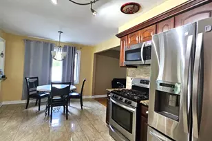 978 E Capri Dr, Palatine, IL 60074 - Photo 17