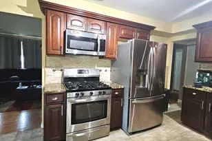 978 E Capri Dr, Palatine, IL 60074 - Photo 15