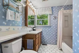 608 Norwood Ln, Schaumburg, IL 60193 - Photo 11