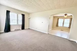 800 E 12th St, Streator, IL 61364 - Photo 3