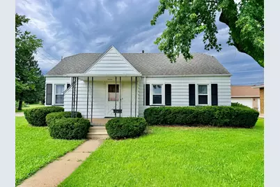 800 E 12th Street, Streator, IL 61364 - Photo 1
