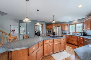 24701 Hanover Ct, Plainfield, IL 60585 - Photo 17