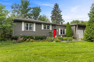 2N180 Mildred Ave, Glen Ellyn, IL 60137 - Photo 1