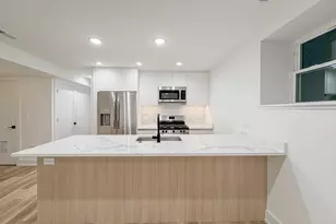 2113 N Kenmore Ave, Chicago, IL 60614 - Photo 5