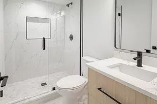 2113 N Kenmore Ave, Chicago, IL 60614 - Photo 9
