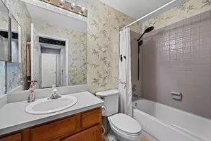 1343 Ridgefield Cir, Carol Stream, IL 60188 - Photo 15