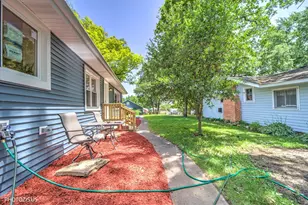 28069 N Lake Dr, Wauconda, IL 60084 - Photo 25