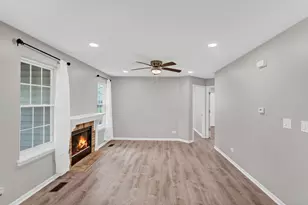 1028 Rockport Dr, Carol Stream, IL 60188 - Photo 7