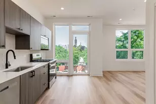 224 S Ashland Ave, Chicago, IL 60607 - Photo 5