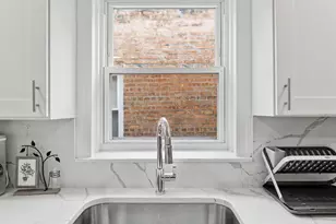 6328 N Whipple St, Chicago, IL 60659 - Photo 5