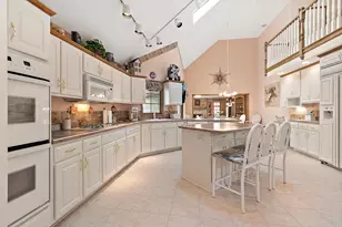 10908 Deer Point Dr, Orland Park, IL 60467 - Photo 11