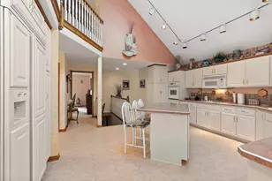 10908 Deer Point Dr, Orland Park, IL 60467 - Photo 13