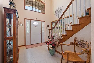 10908 Deer Point Dr, Orland Park, IL 60467 - Photo 3