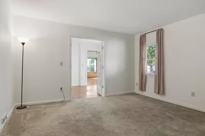 609 Woodford Street, Gridley, IL 61744 - Photo 5