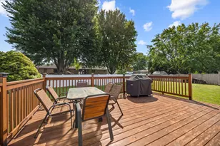 660 Louise Dr, Hinckley, IL 60520 - Photo 25